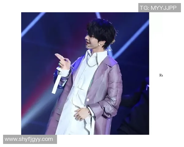 全球聚焦足球年度球星荣耀时刻见证绿茵传奇再度闪耀舞台